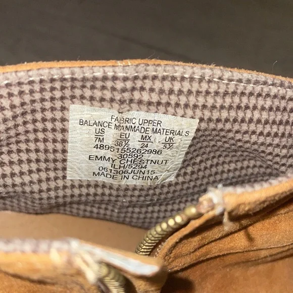 Boots worn maybe 3 times - Picture 4 of 5